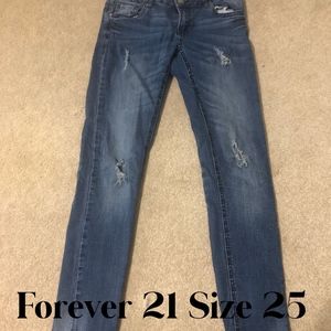 Juniors jeans